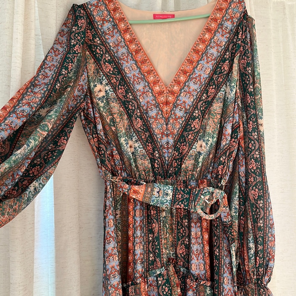 Flying Tomato dress with belt, rouched sleeves, beautiful flowy bottom size L